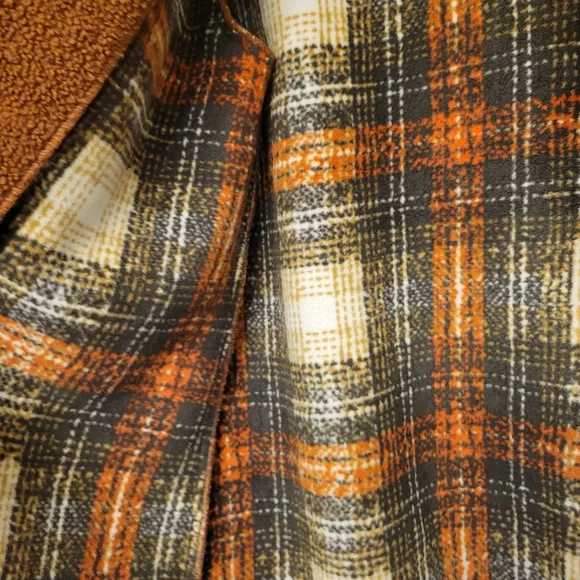 Teddy Style Coat - Picture 5 of 6